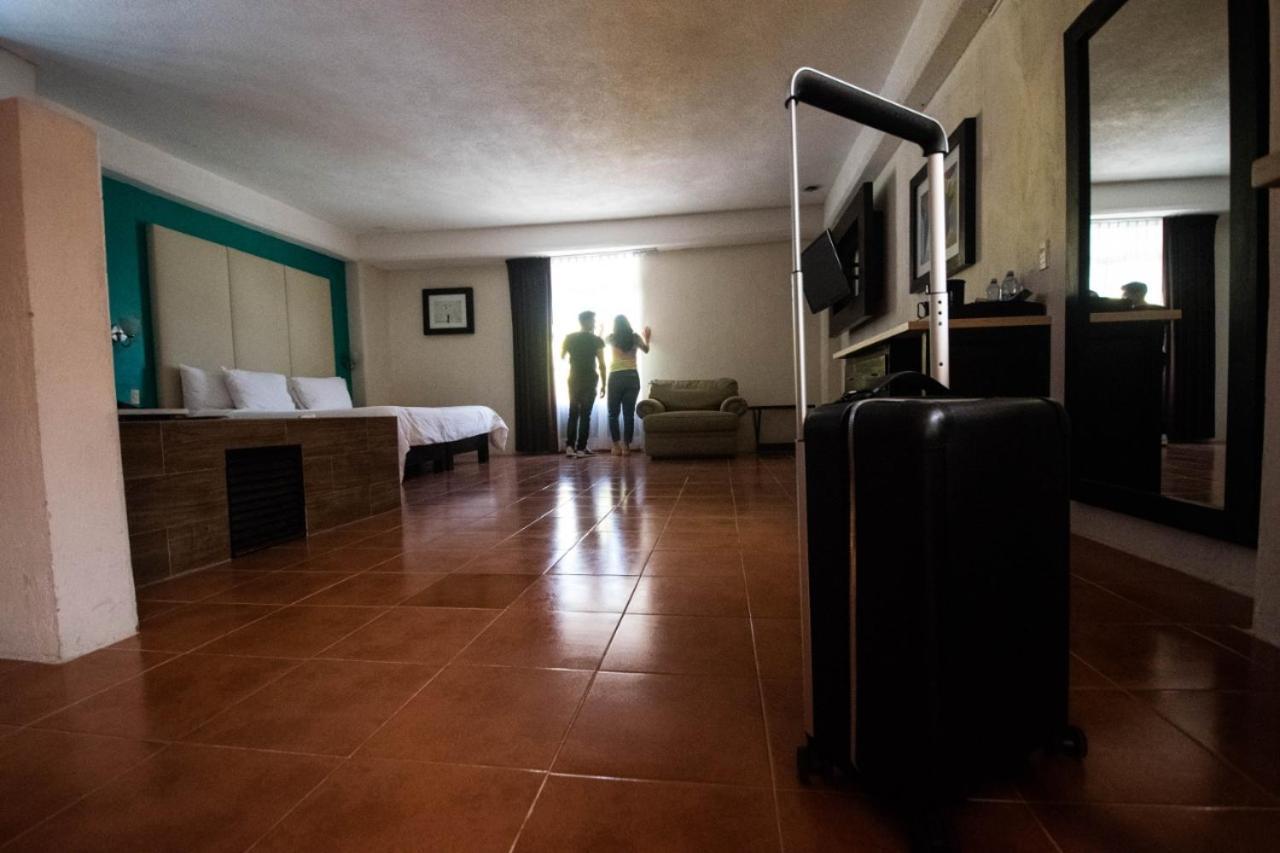 Hotel Santa Fe Tlatlauquitepec エクステリア 写真