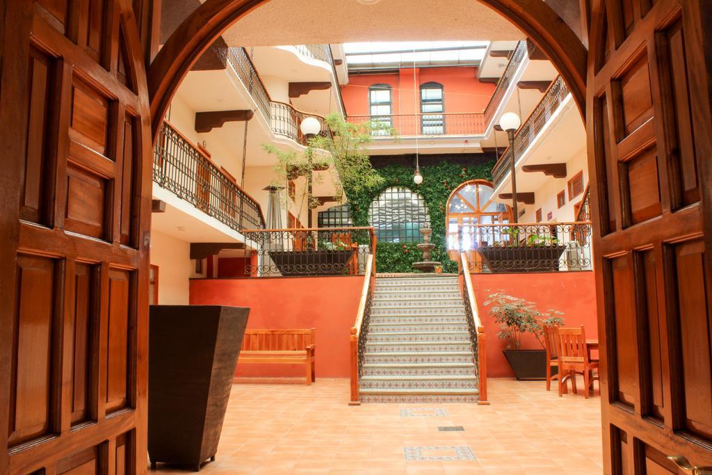 Hotel Santa Fe Tlatlauquitepec エクステリア 写真