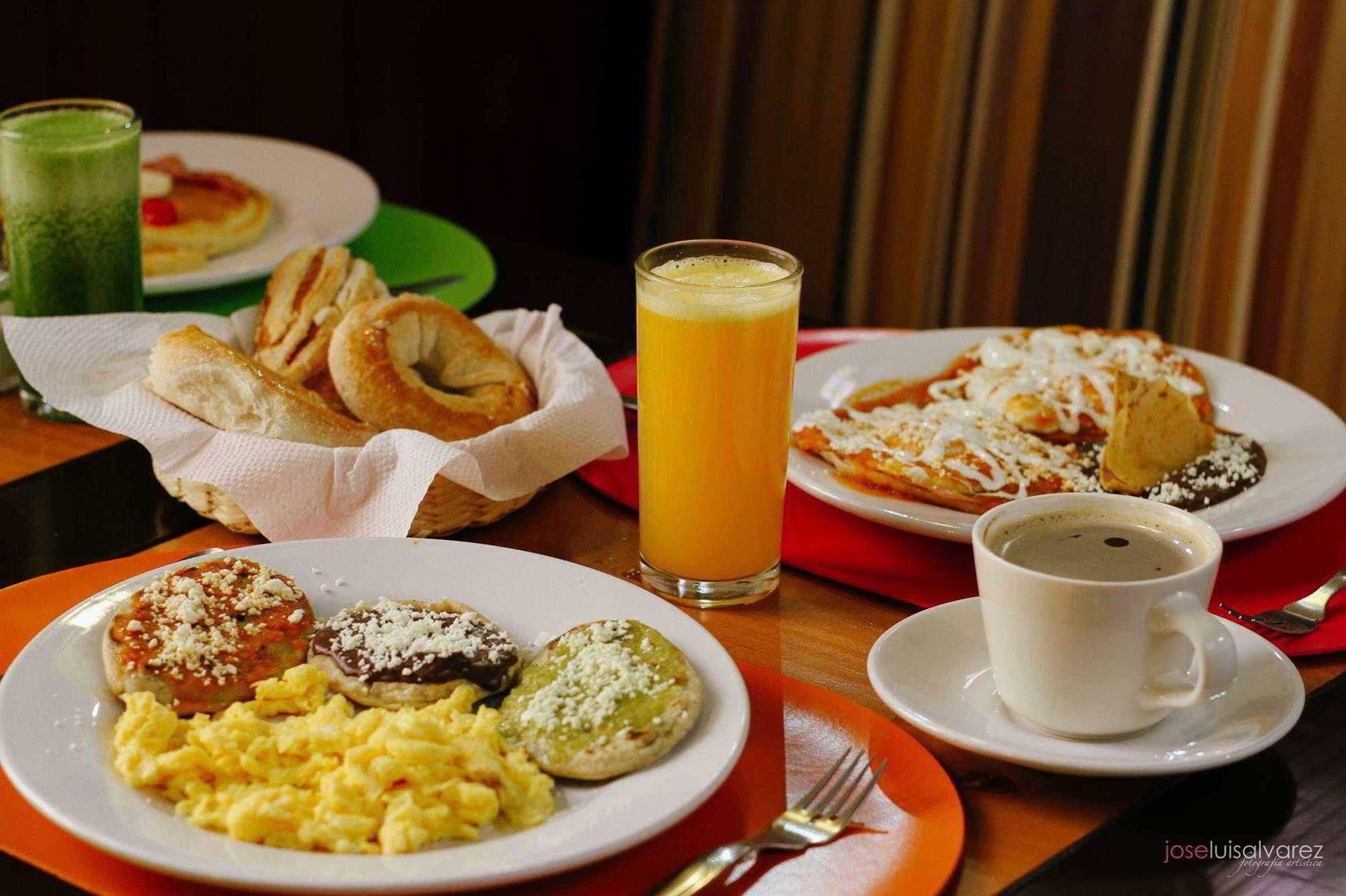 Hotel Santa Fe Tlatlauquitepec エクステリア 写真